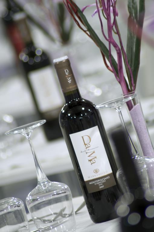 金叶酒店 托尔托雷托 外观 照片