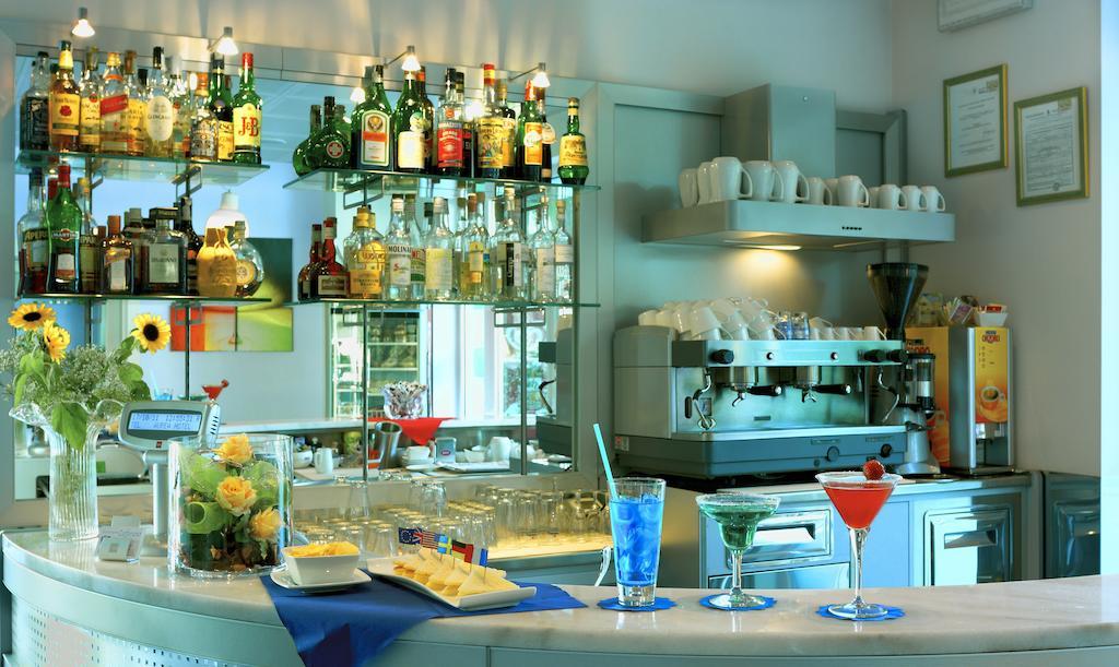 金叶酒店 托尔托雷托 外观 照片